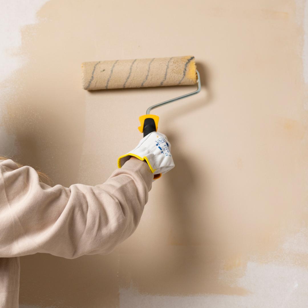 The Difference Between Interior and Exterior Paint Explained